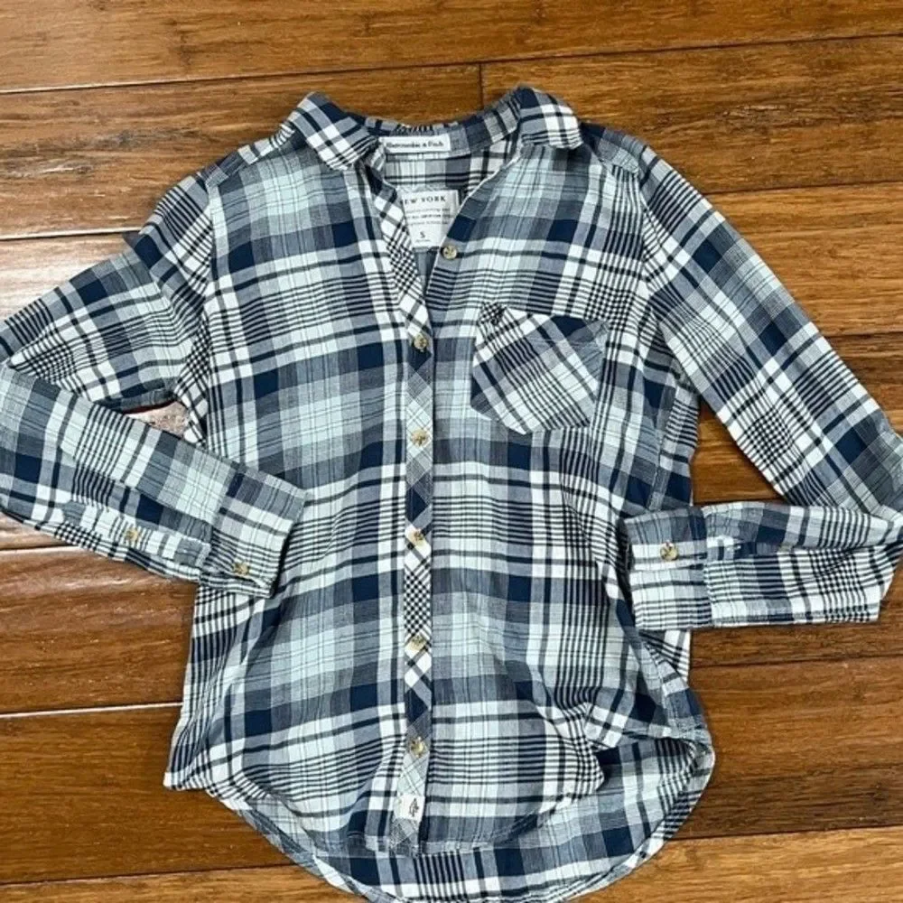 Abercrombie & Fitch Flannel